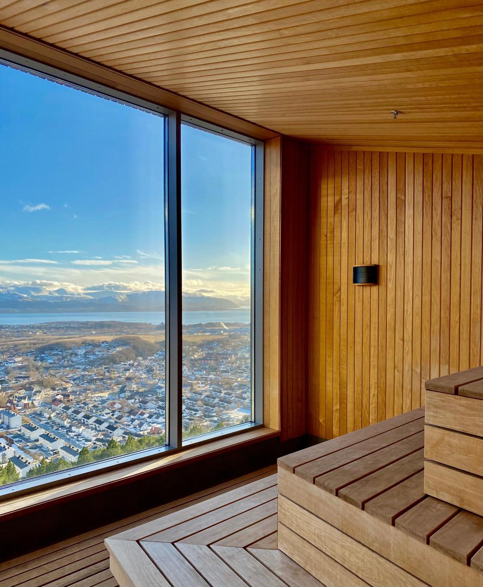 Wood Hotel Bodø Buitenkant foto